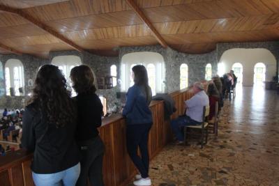 Missa de aÃ§Ã£o de graÃ§as encerrou as celebraÃ§Ãµes da 37Âª ediÃ§Ã£o da Festa em louvor a N. Sra. Aparecida de Laranjeiras do Sul
